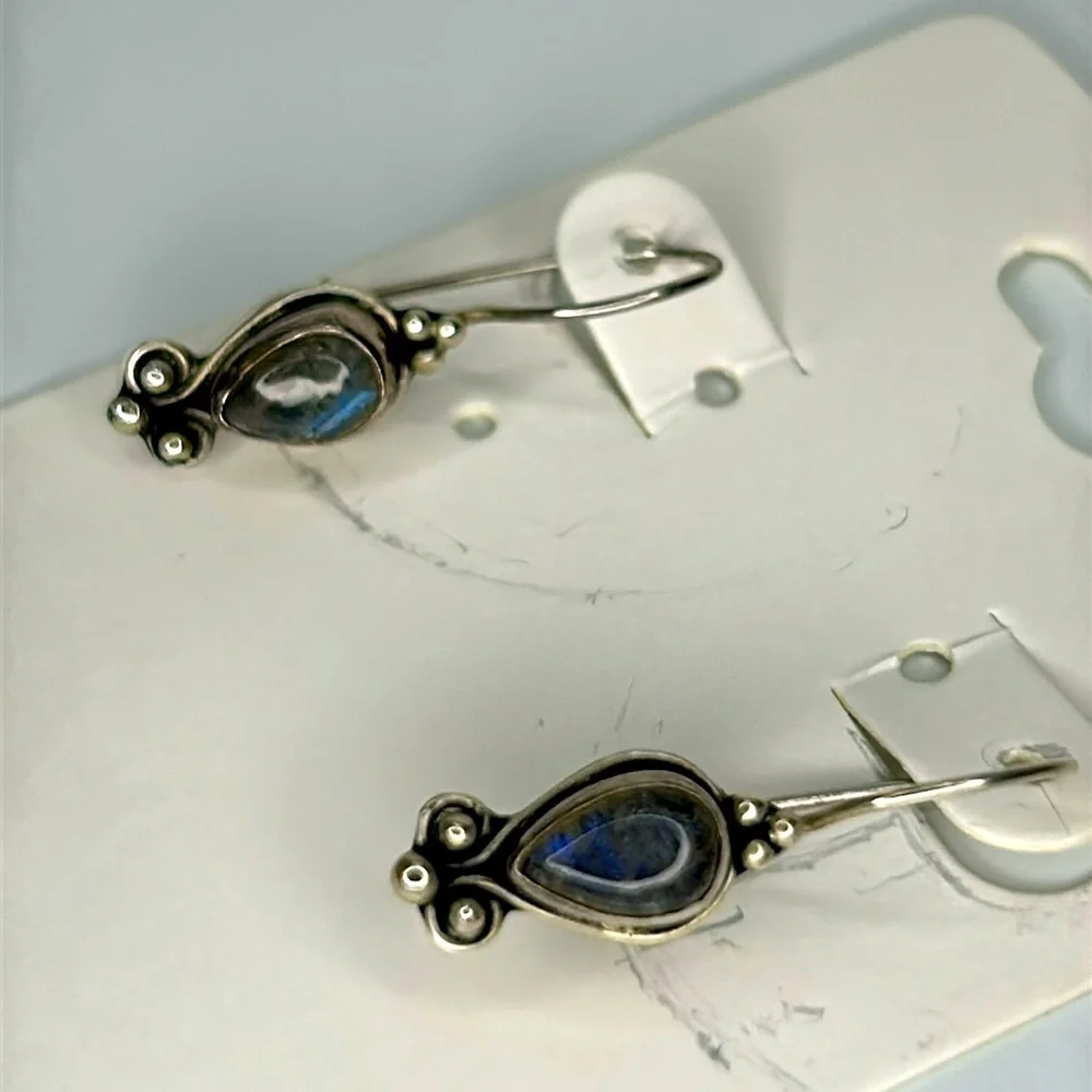 NWOT Vintage Sterling Silver Blue Labradorite Pear Shaped Earrings Modern Boho